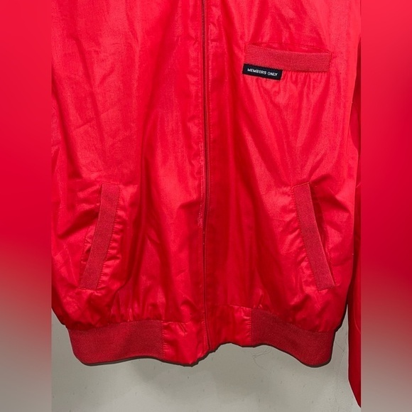 VINTAGE Members Only Red Jacket Size 46 - Picture 5 of 14